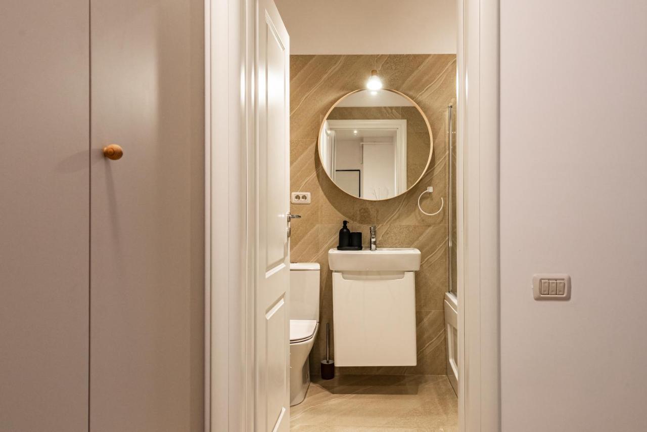 בוקרשט Central Spacious Apartment 506 מראה חיצוני תמונה