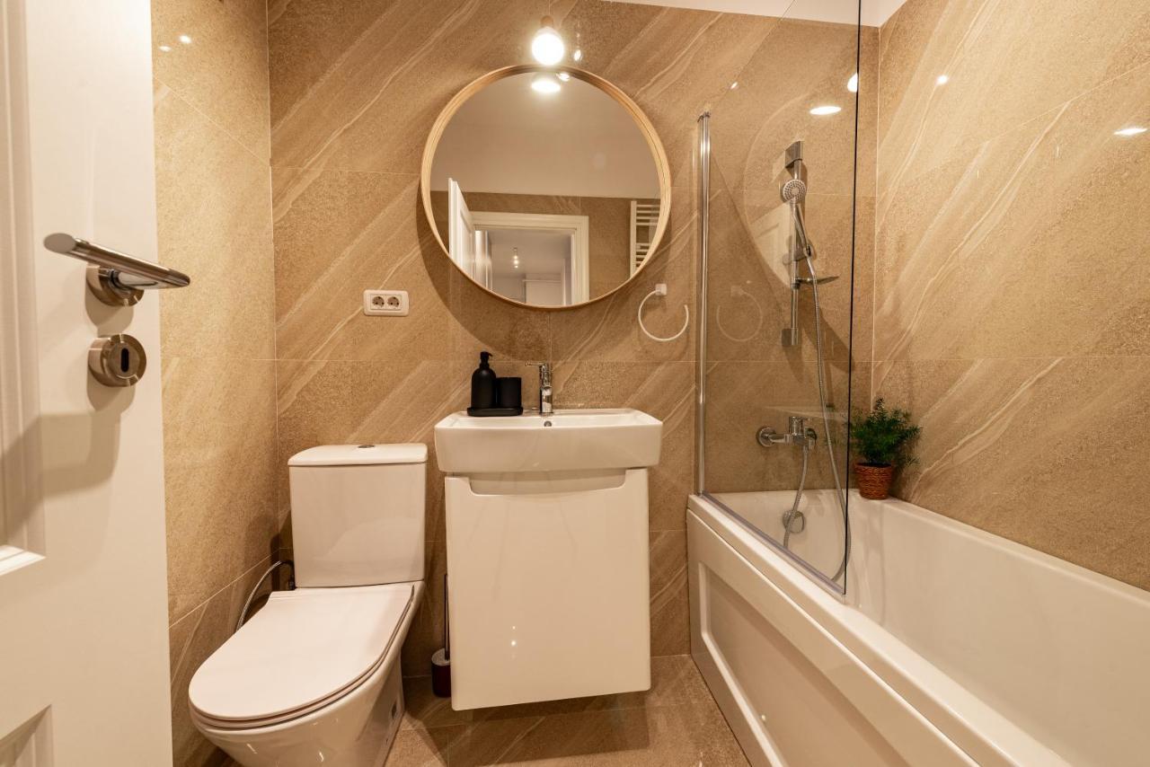 בוקרשט Central Spacious Apartment 506 מראה חיצוני תמונה
